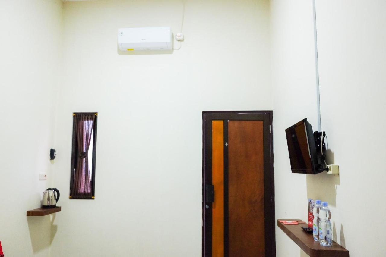 Hotel Reddoorz Syariah Near Exit Tol Pemalang Comal 2 Exterior foto