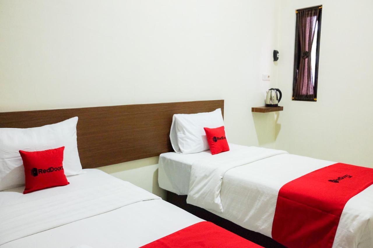 Hotel Reddoorz Syariah Near Exit Tol Pemalang Comal 2 Exterior foto