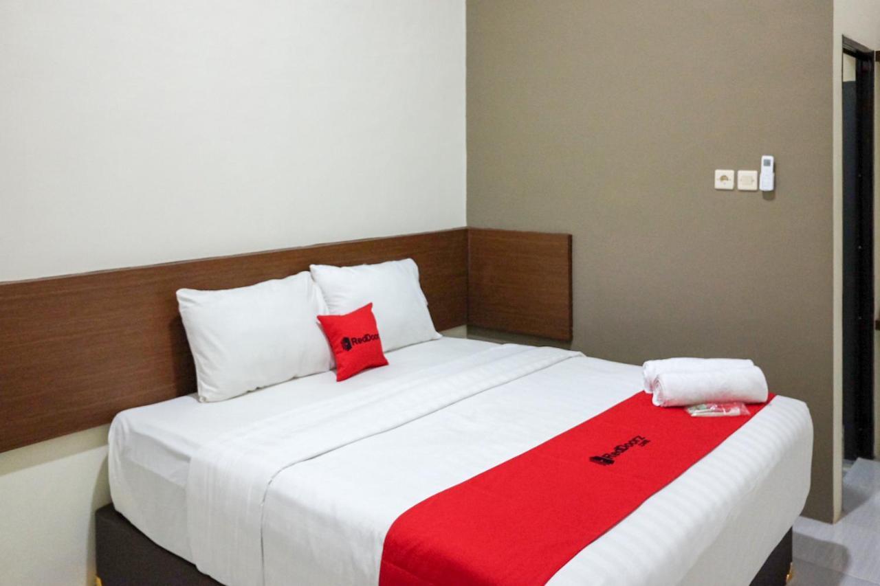 Hotel Reddoorz Syariah Near Exit Tol Pemalang Comal 2 Exterior foto